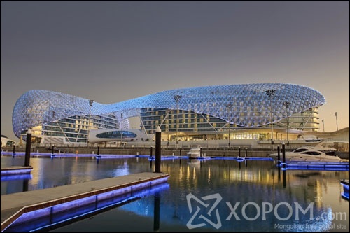 The Yas Hotel in Abu Dhabi, UAE - Inspiring Hotels Architecture
